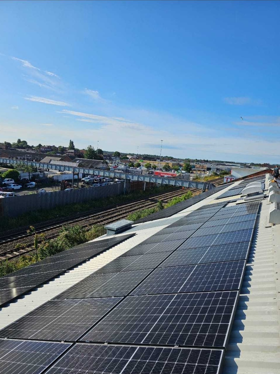 Commercial rooftop solar array